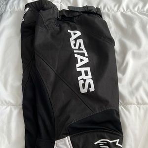 Alpine stars youth pant size 24